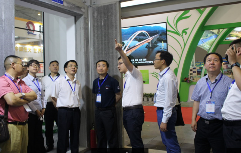 集團公司作為西南優秀建筑集成服務商成功亮相(圖3) 集團公司作為西南優秀建筑集成服務商成功亮相(圖3)