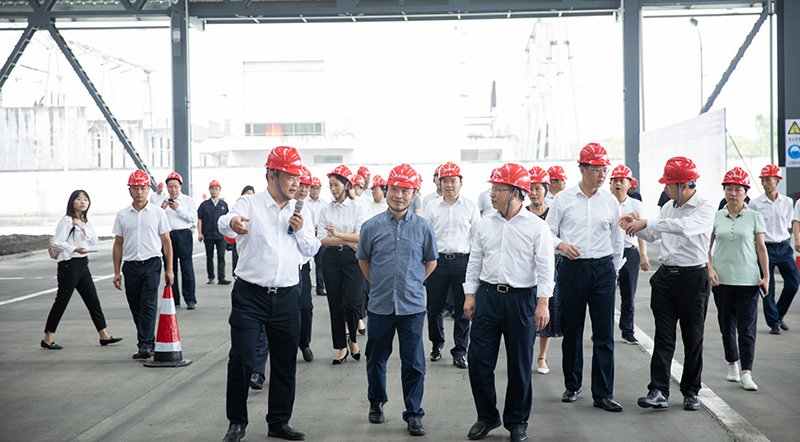 內(nèi)江市“全市服務(wù)業(yè)發(fā)展大會”參會領(lǐng)導(dǎo)調(diào)研川南冶金建材物流園項目建設(shè)推進(jìn)(圖2)