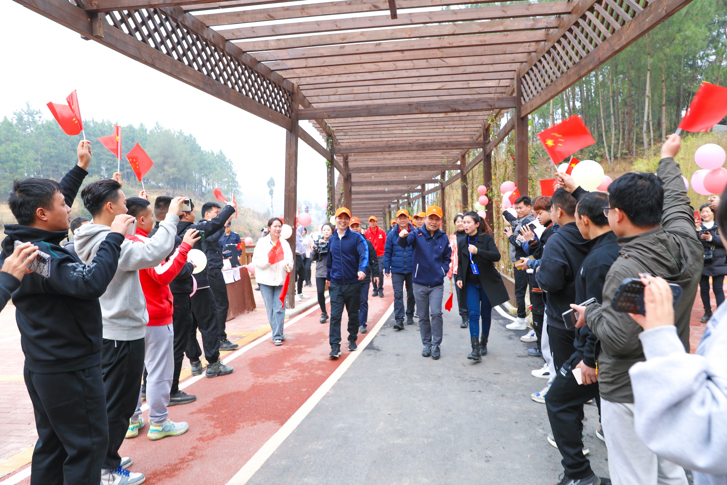 釩鈦科技舉行穹窿植物園開園試運營儀式(圖7) 釩鈦科技舉行穹窿植物園開園試運營儀式(圖7)
