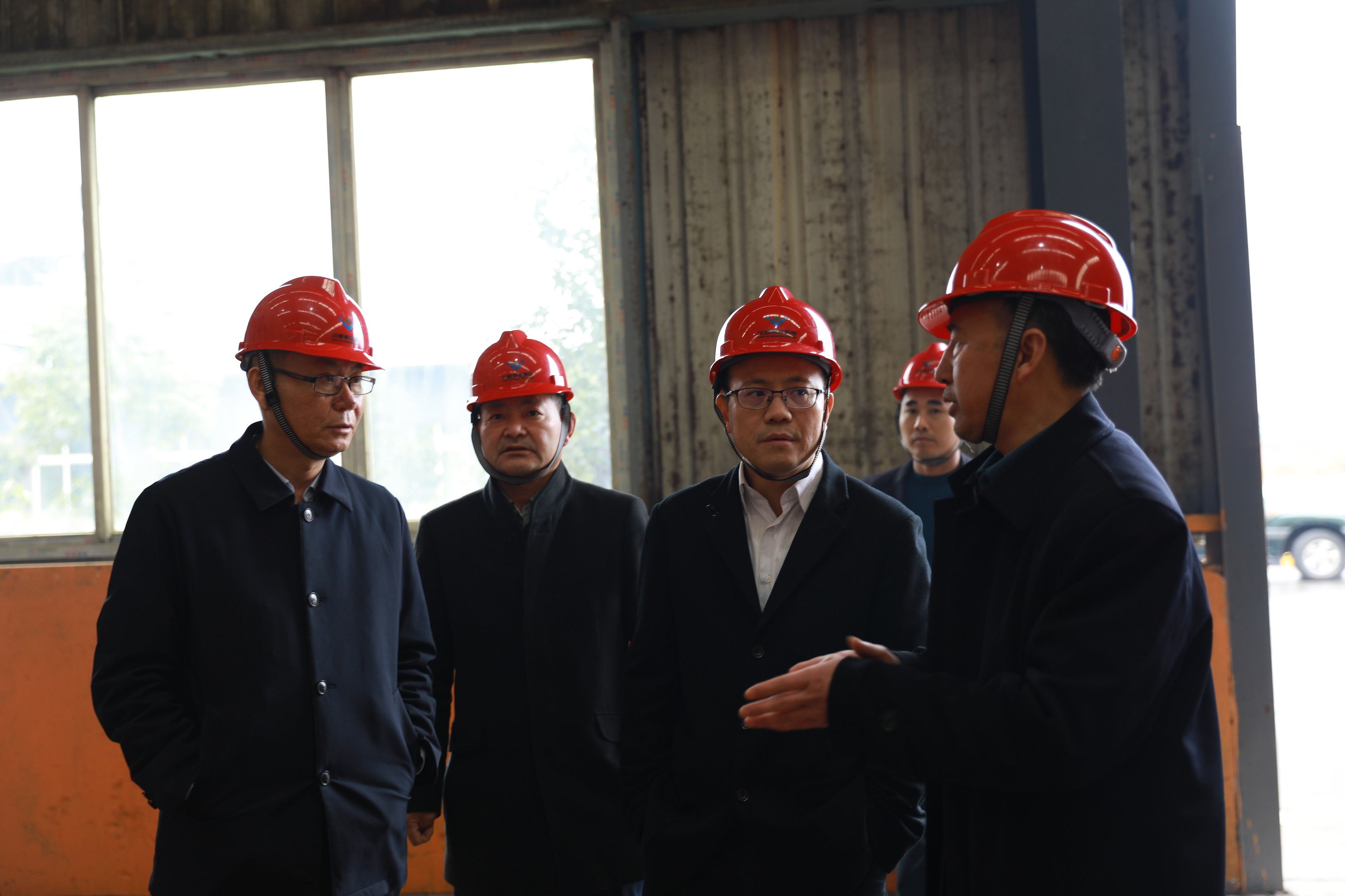 內江市委常委羅萬東一行到川威連界基地調研(圖3) 內江市委常委羅萬東一行到川威連界基地調研(圖3)