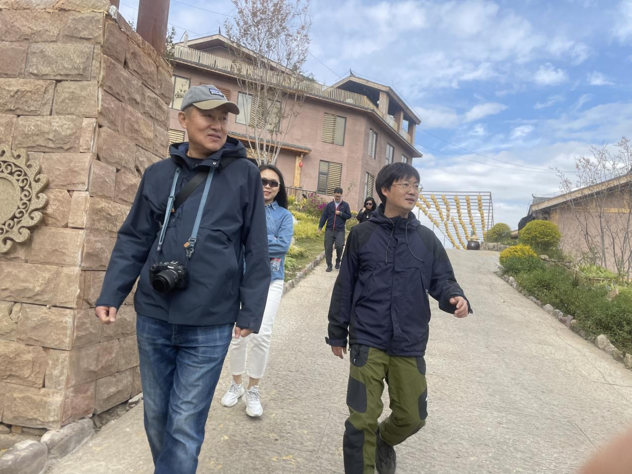 彝族年,迎西馬,大石板古村“火出圈”!(圖3) 彝族年,迎西馬,大石板古村“火出圈”!(圖3)