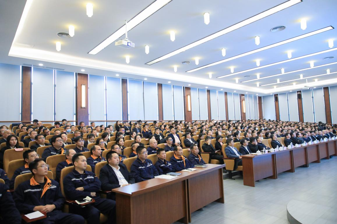 人本管理 人才是天——川威集團召開“堅持人本管理 踐行人才是天”人才建設工作會(圖3) 人本管理 人才是天——川威集團召開“堅持人本管理 踐行人才是天”人才建設工作會(圖3)