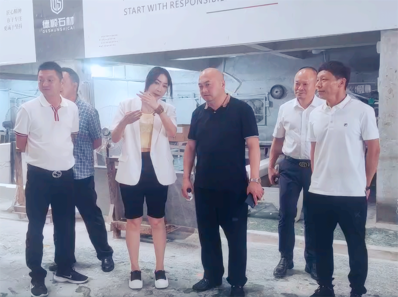 聯鑫礦業(yè)啟動花崗石加工項目招商(圖4) 聯鑫礦業(yè)啟動花崗石加工項目招商(圖4)