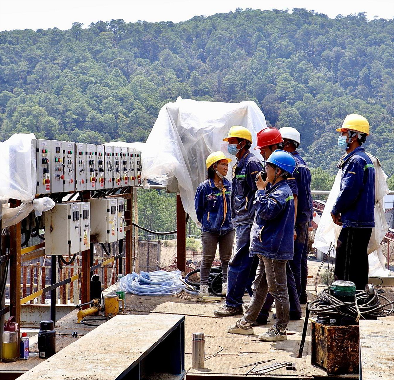 聯鑫礦業秀水河一段破碎與球磨搬遷項目800t/h破碎生產線帶負荷試運轉成功(圖4) 聯鑫礦業秀水河一段破碎與球磨搬遷項目800t/h破碎生產線帶負荷試運轉成功(圖4)