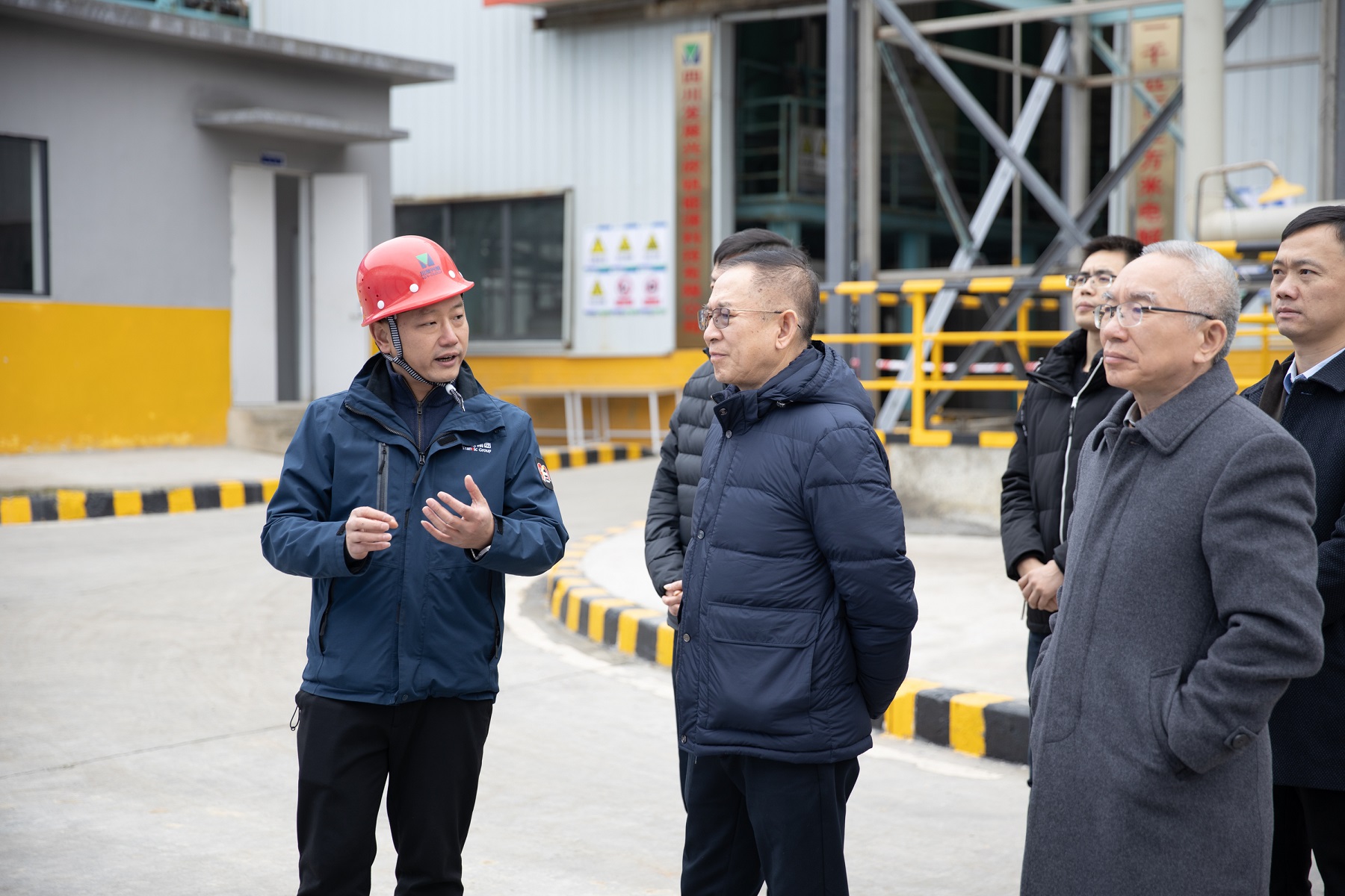 中鋼協駱鐵軍副會長一行到訪川威集團(圖2) 中鋼協駱鐵軍副會長一行到訪川威集團(圖2)