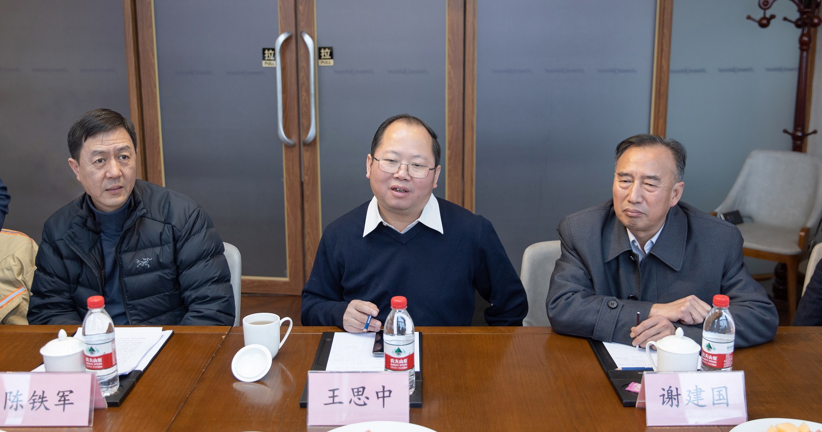 中鋼協駱鐵軍副會長一行到訪川威集團(圖5) 中鋼協駱鐵軍副會長一行到訪川威集團(圖5)