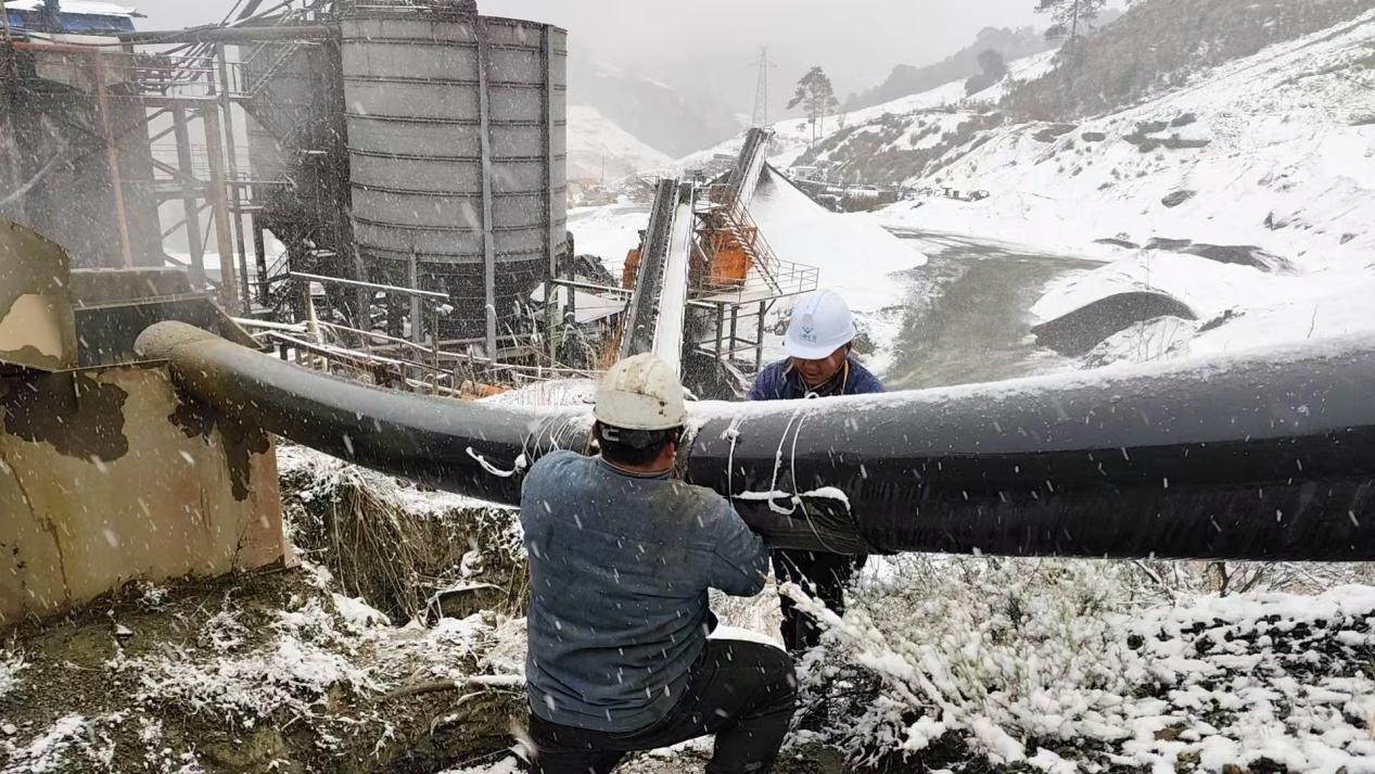 戰風雪,斗嚴寒! ——聯鑫礦業公司會理區域全力護航節前安全生產(圖5) 戰風雪,斗嚴寒! ——聯鑫礦業公司會理區域全力護航節前安全生產(圖5)