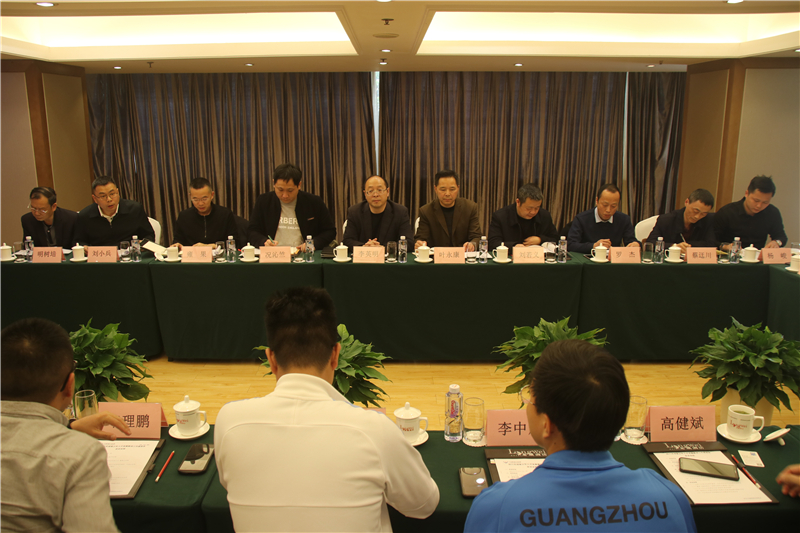 企業(yè)搭臺 專家唱戲 大咖齊聚 ——川威法蘭克福足校研討會召開(圖5)
